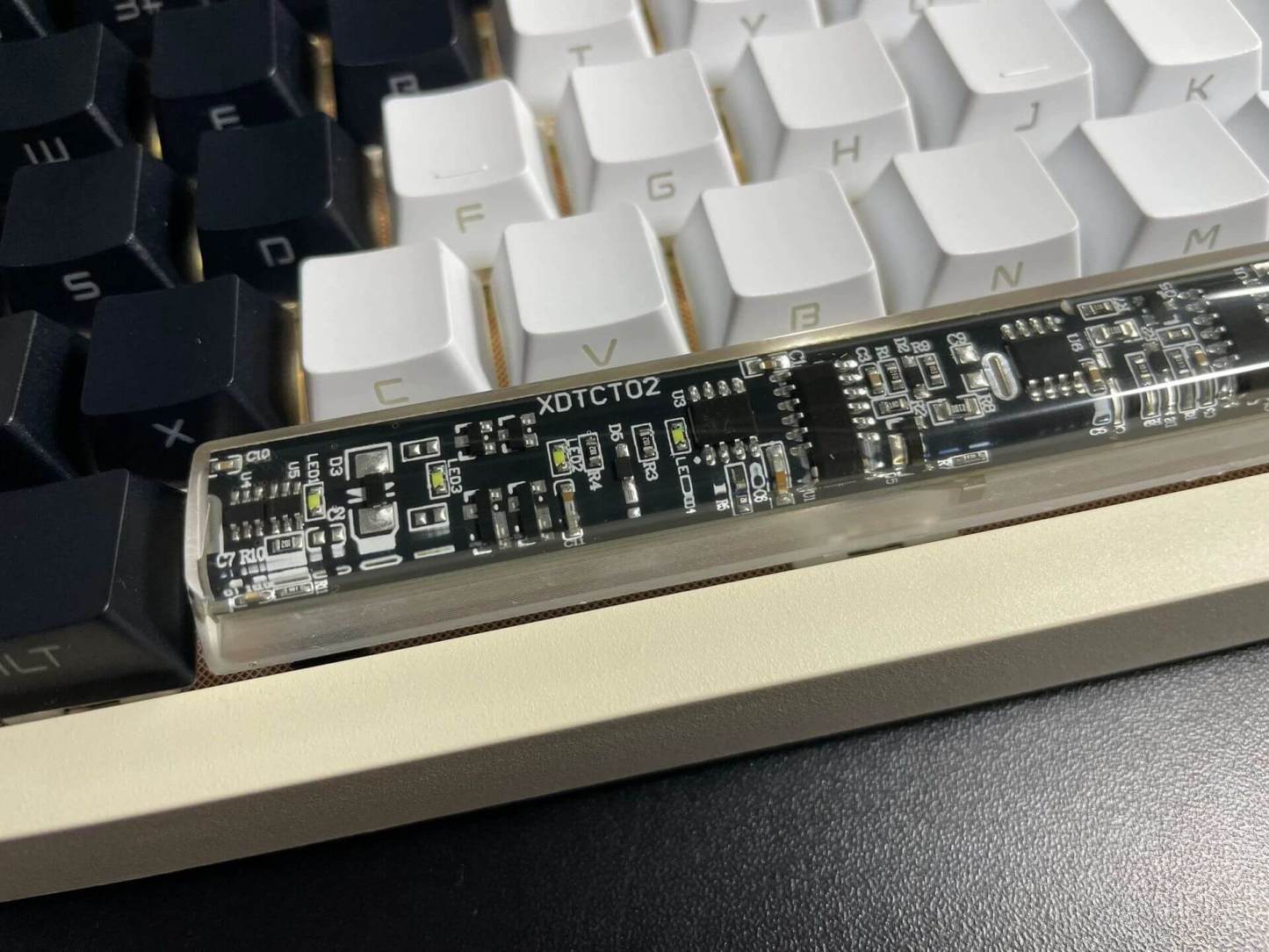 KeycapGuru Circuit Board Translucent Resin Artisan Keycap - Black, OEM R1, 6.25U