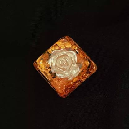 KeycapGuru Golden Rose Resin Artisan Keycap - OEM R4