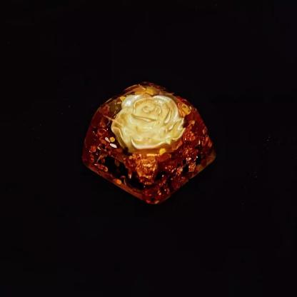 KeycapGuru Golden Rose Resin Artisan Keycap - OEM R4