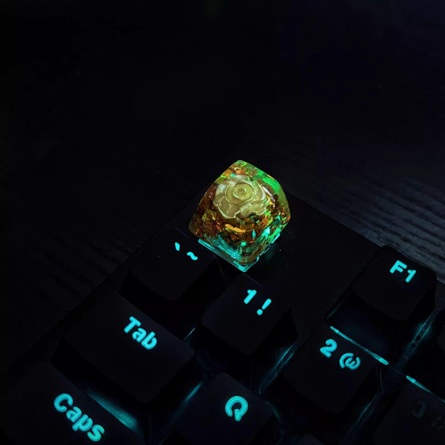 KeycapGuru Golden Rose Resin Artisan Keycap - OEM R4