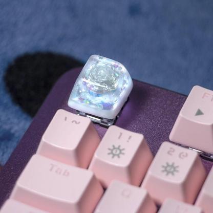 KeycapGuru Icy Rose Resin Artisan Keycap - OEM R4
