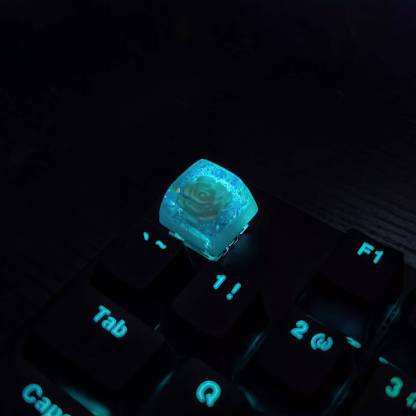 KeycapGuru Icy Rose Resin Artisan Keycap - OEM R4