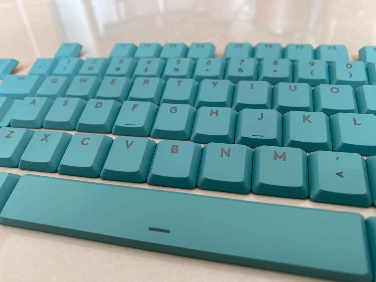 Logitech G915 Keycaps Replacement Keycap Set - ABS / PBT / PC, ANSI / ISO