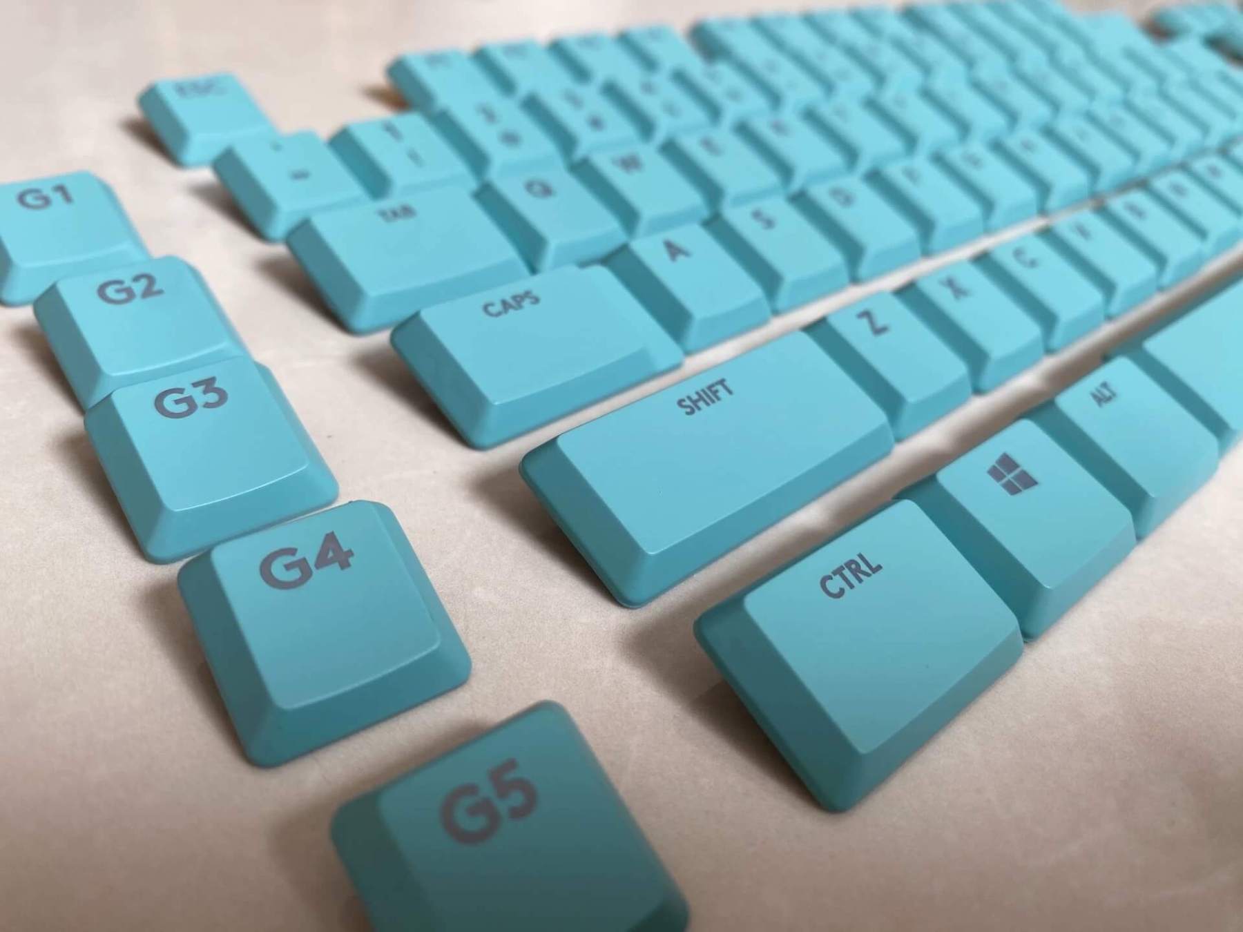 Logitech G915 Keycaps Replacement Keycap Set - ABS / PBT / PC, ANSI / ISO