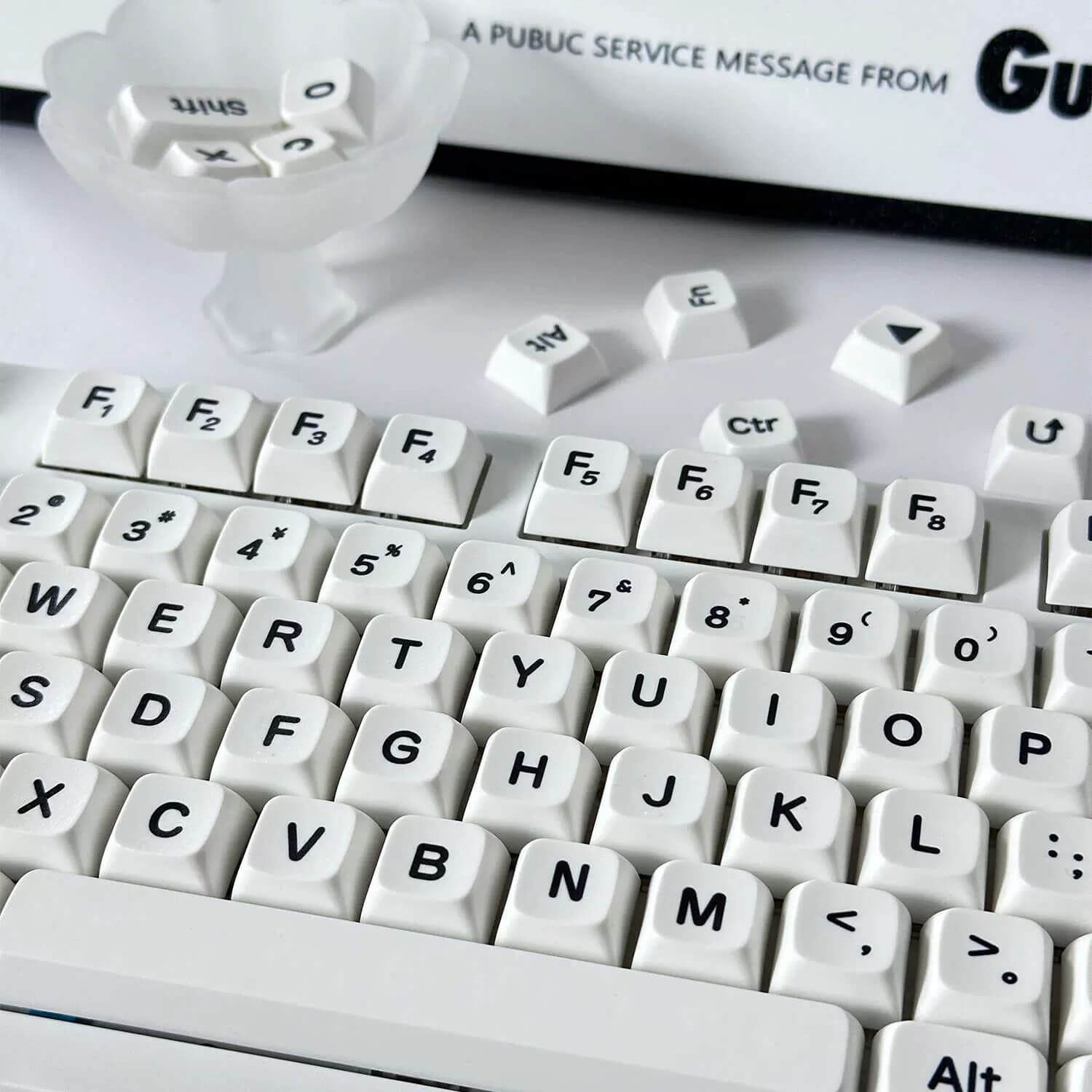 KeycapGuru Minimalism MOA Keycap Sets - PBT, 113 Keys
