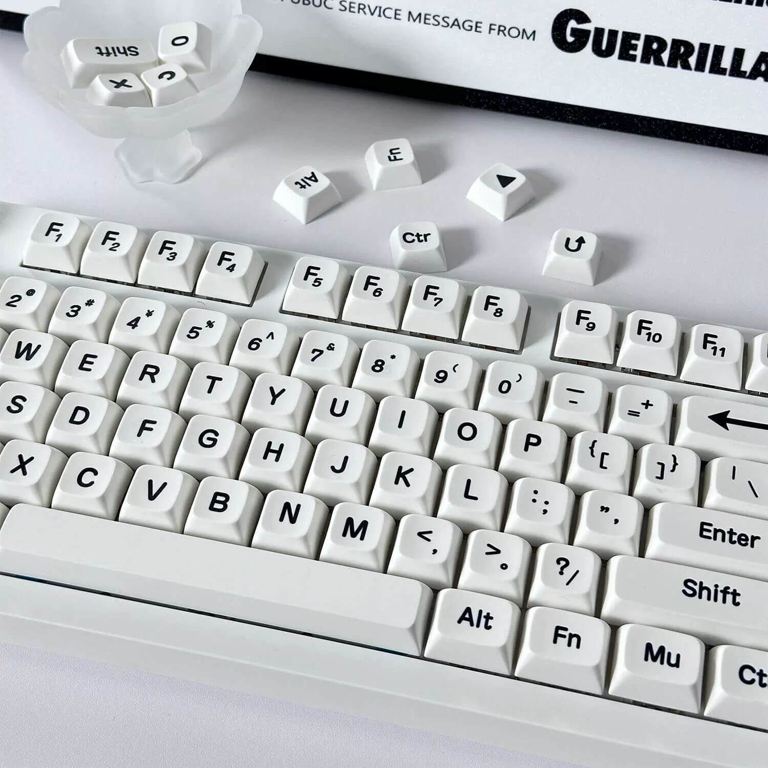 KeycapGuru Minimalism MOA Keycap Sets - PBT, 113 Keys