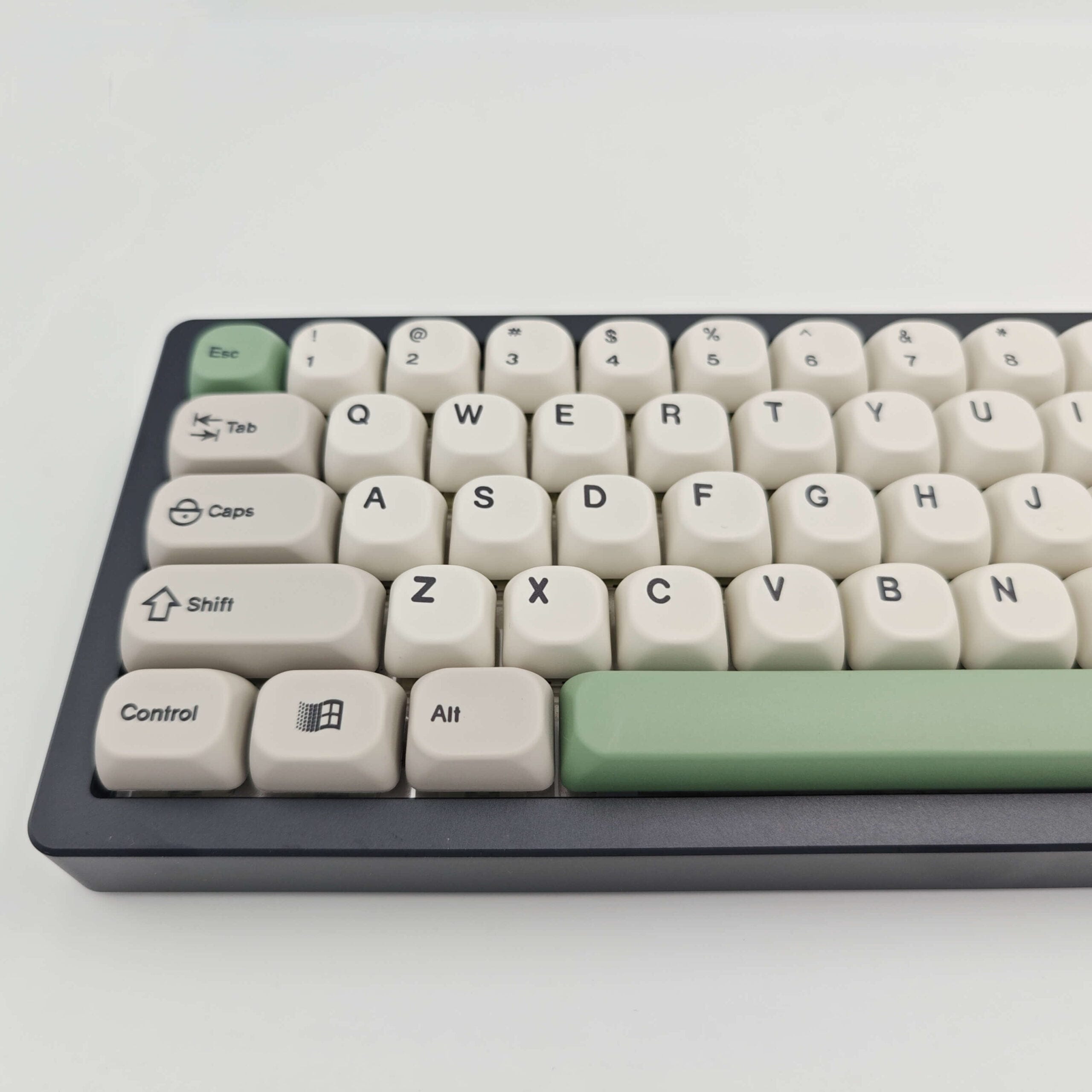KeycapGuru Nostalgia MOA Keycap Set - PBT, 139 Keys