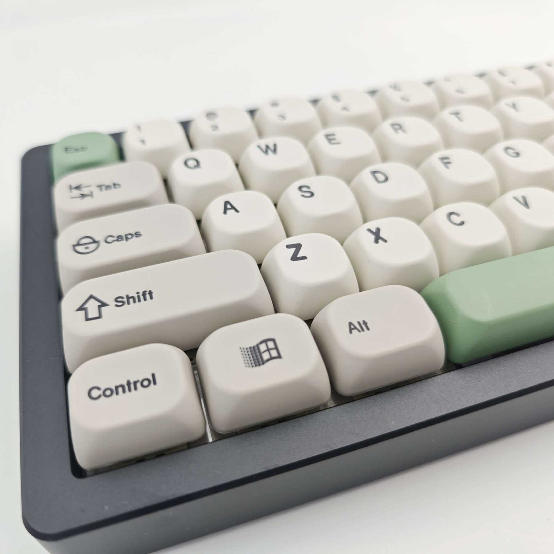 KeycapGuru Nostalgia MOA Keycap Set - PBT, 139 Keys