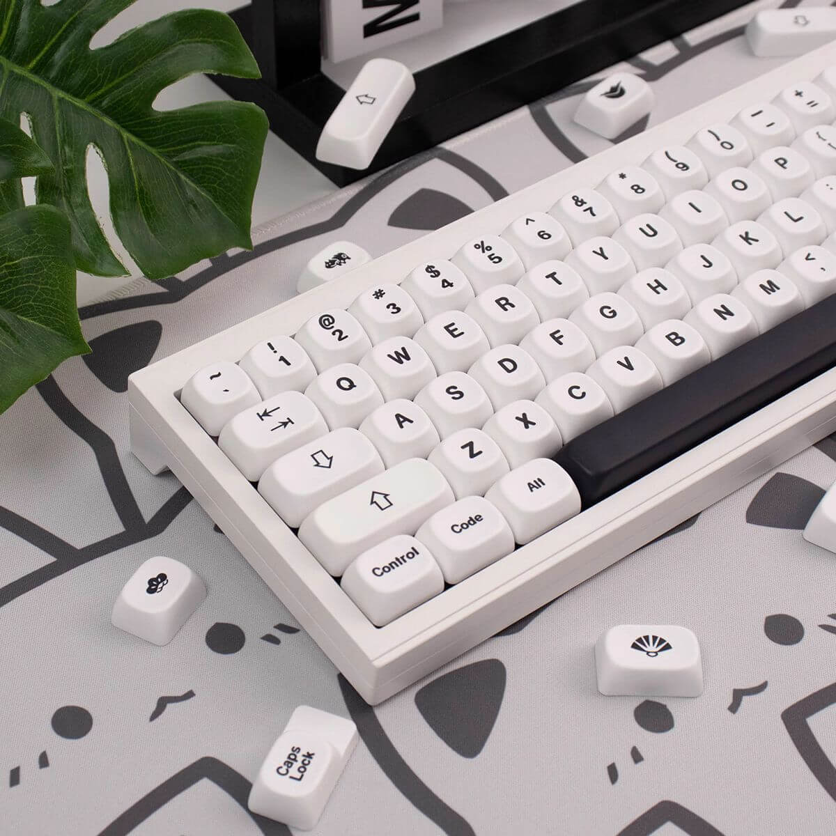 KeycapGuru Simplicity MOA Keycap Set - English, PBT, 144 Keys