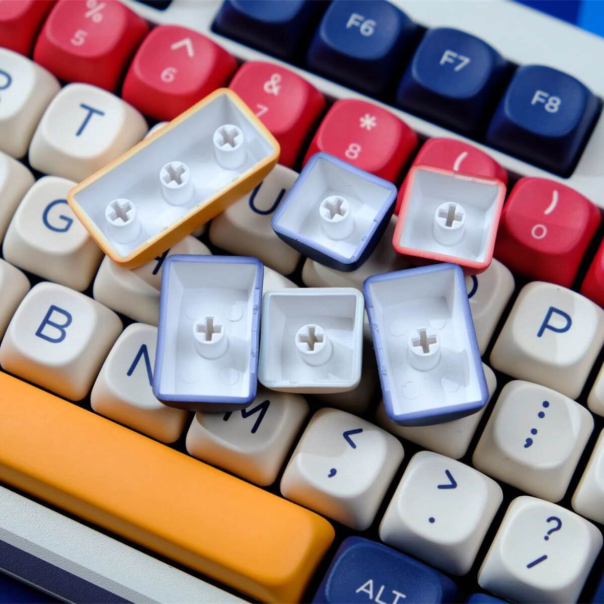 KeycapGuru Summer Carvinal MOA Keycap Set - PBT, 126 Keys