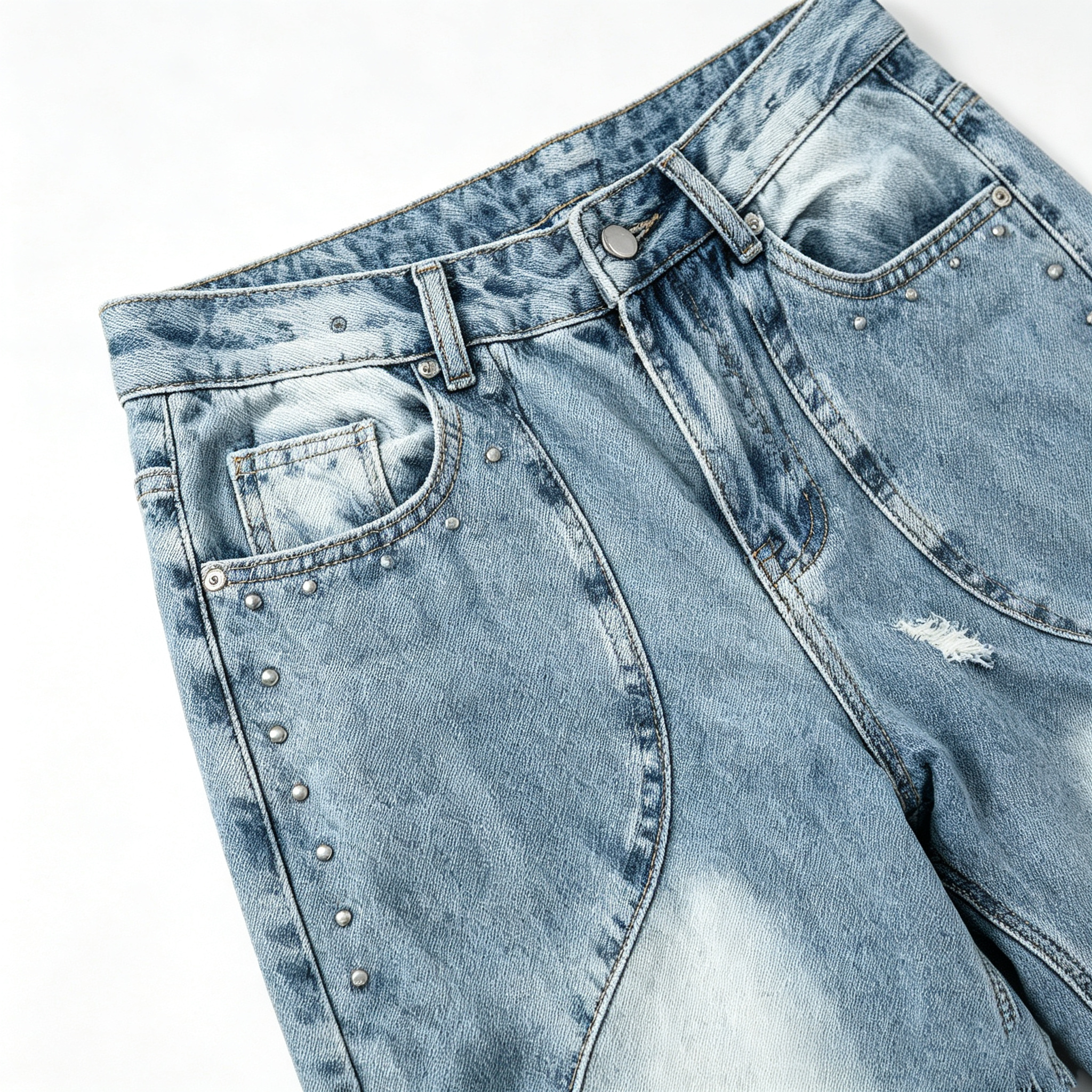 Distressed Washed Jeans