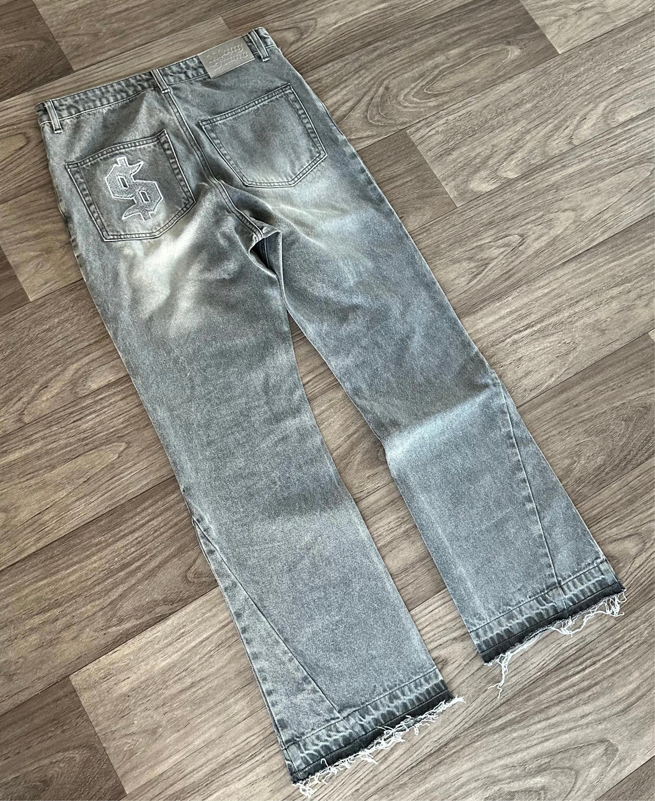 RAW EDGE GREY WASH DENIM