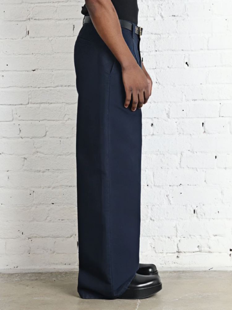 PLEATED WIDE-LEG TROUSERS