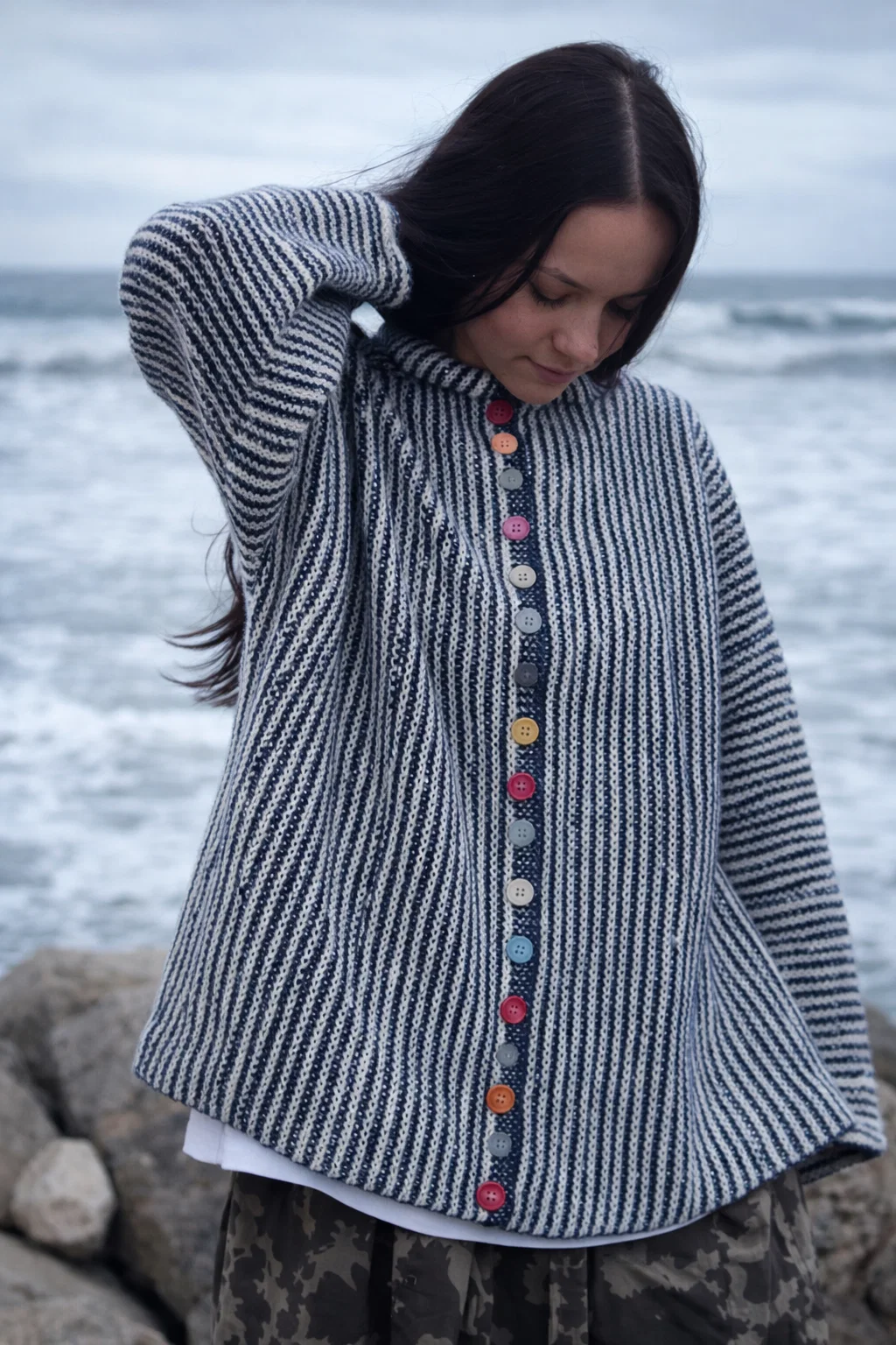 VINTAGE BUTTON CARDIGAN