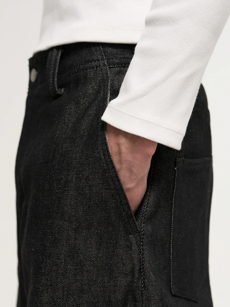 JAPANESE SELVEDGE  CURVED-LEGS JEANS