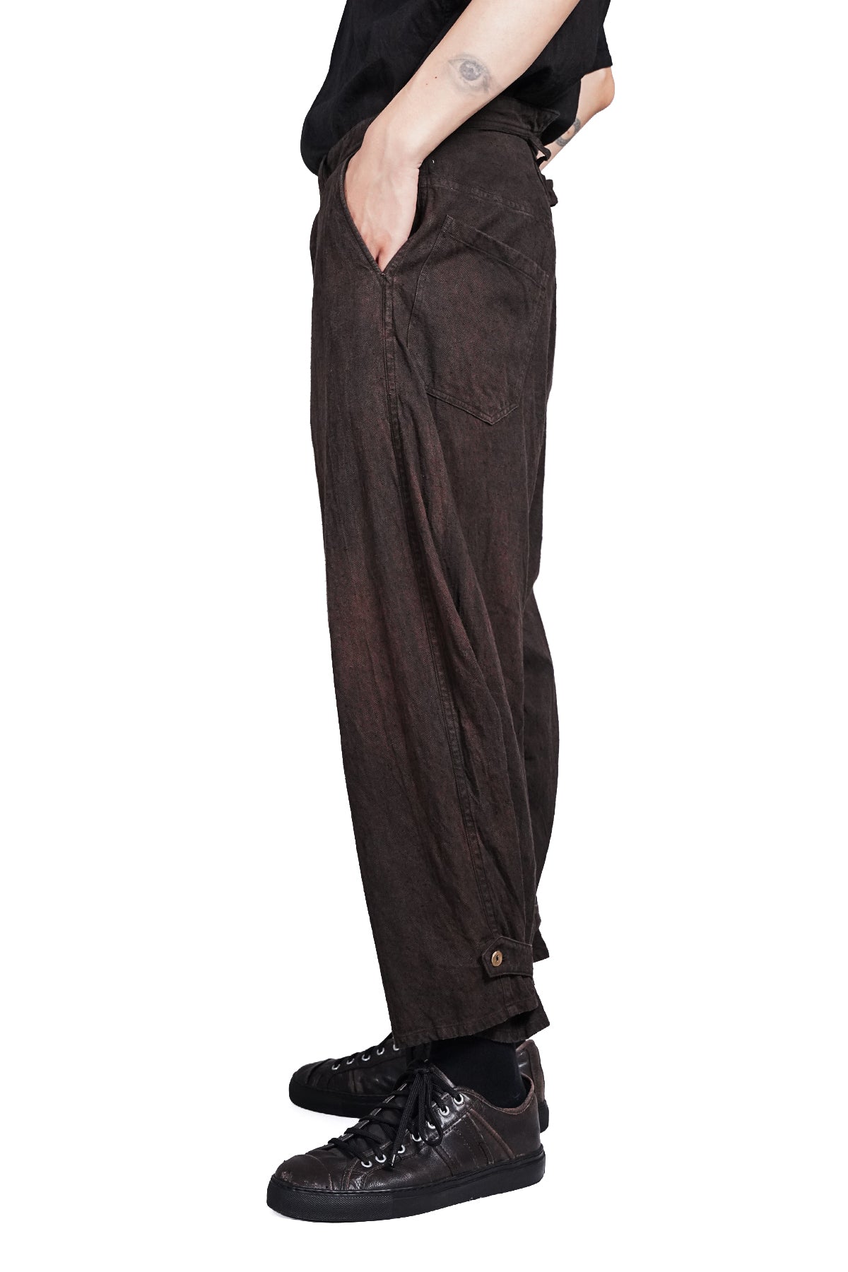 Distressed Retro Linen Cropped Trousers Back Buckle Waist Design