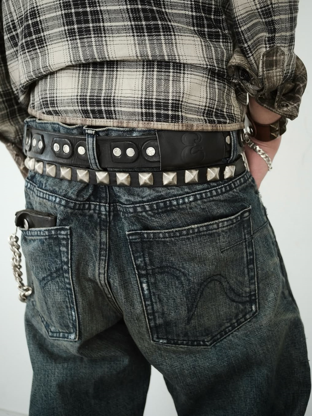 LOW RISE “SLATE” DENIM