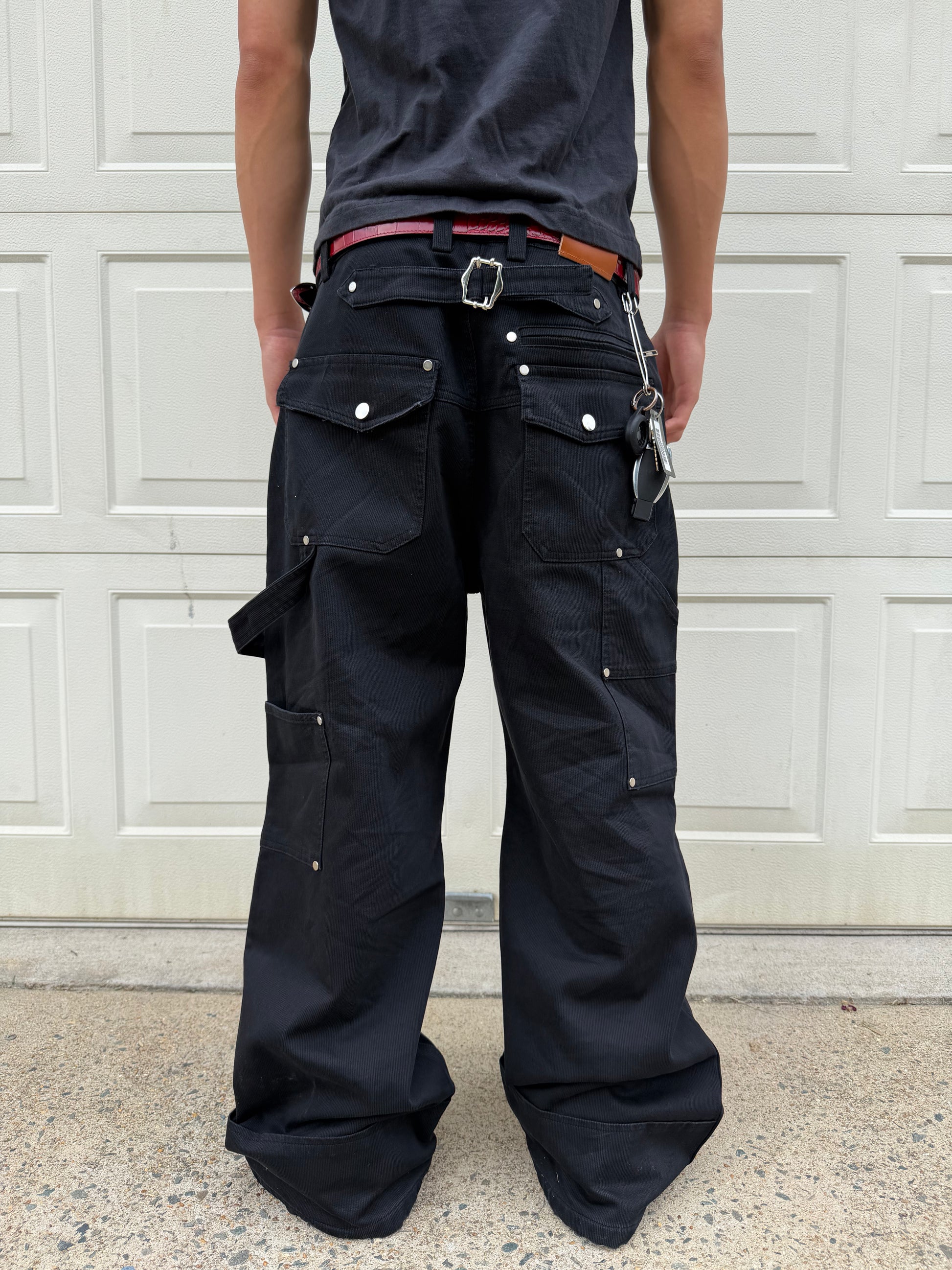 Rivet Multi-Pocket Wide Leg Cargo Pants