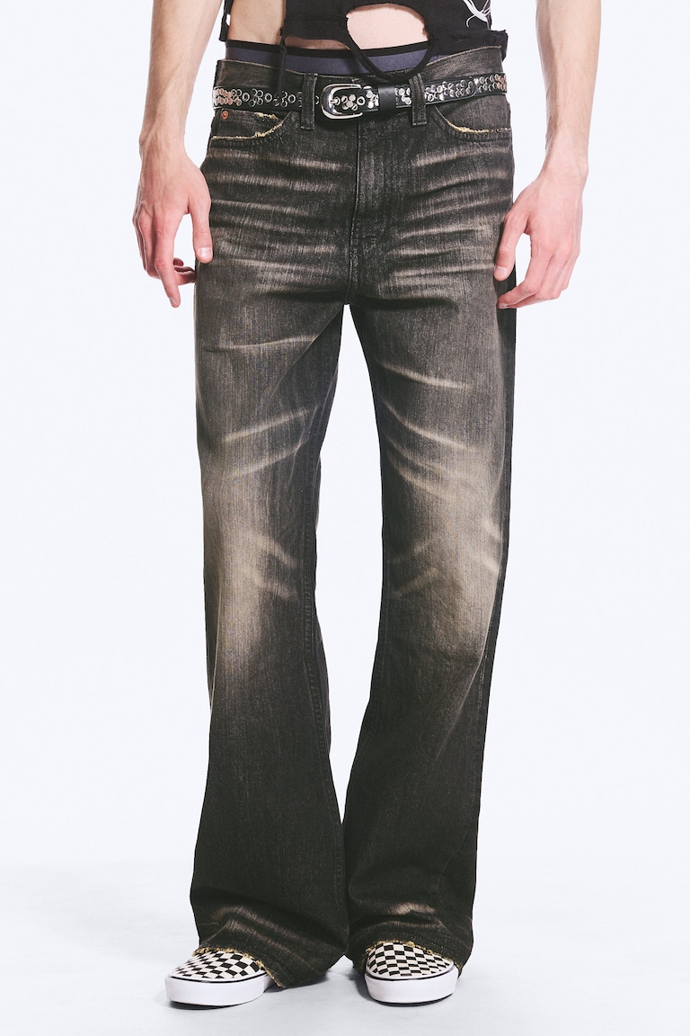 LOW RISE REGULAR BOOTCUT JEANS
