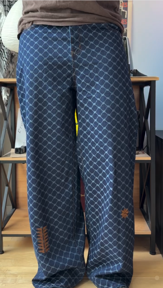Lattice Pattern Flare Jeans