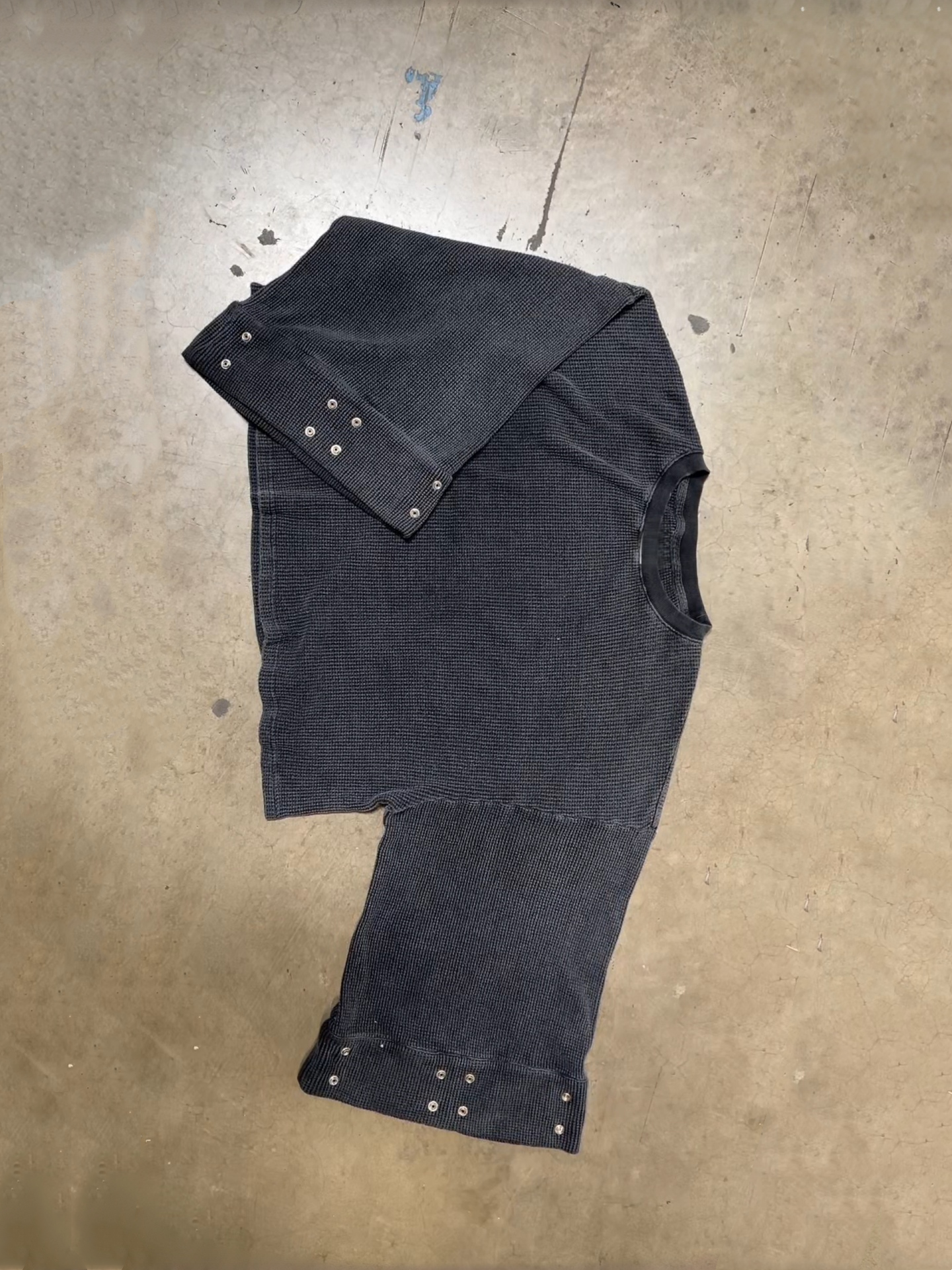 WIDE-CUFF WAFFLE LONG SLEEVE