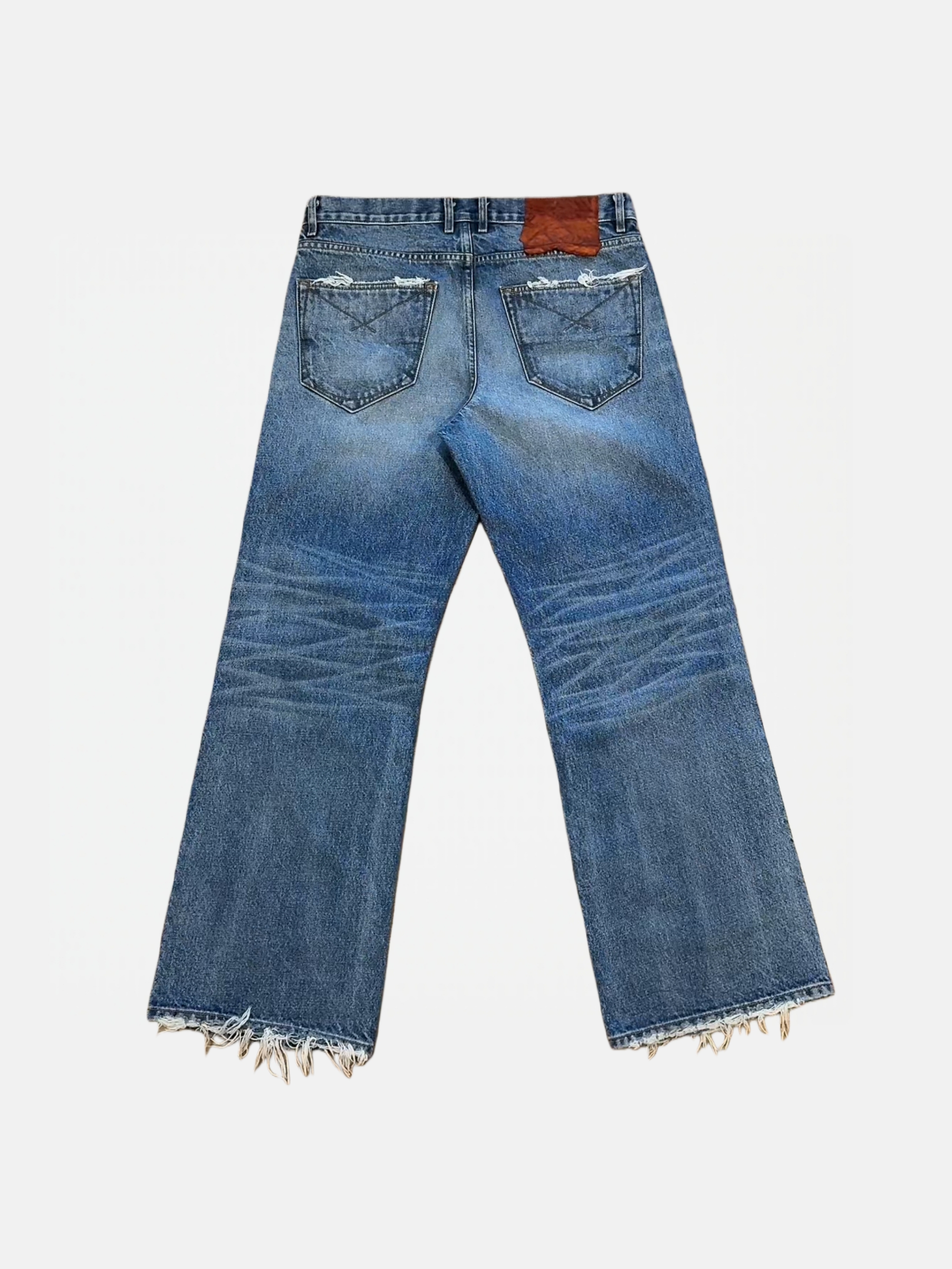 VINTAGE WASHED DISTRESSED DENIM