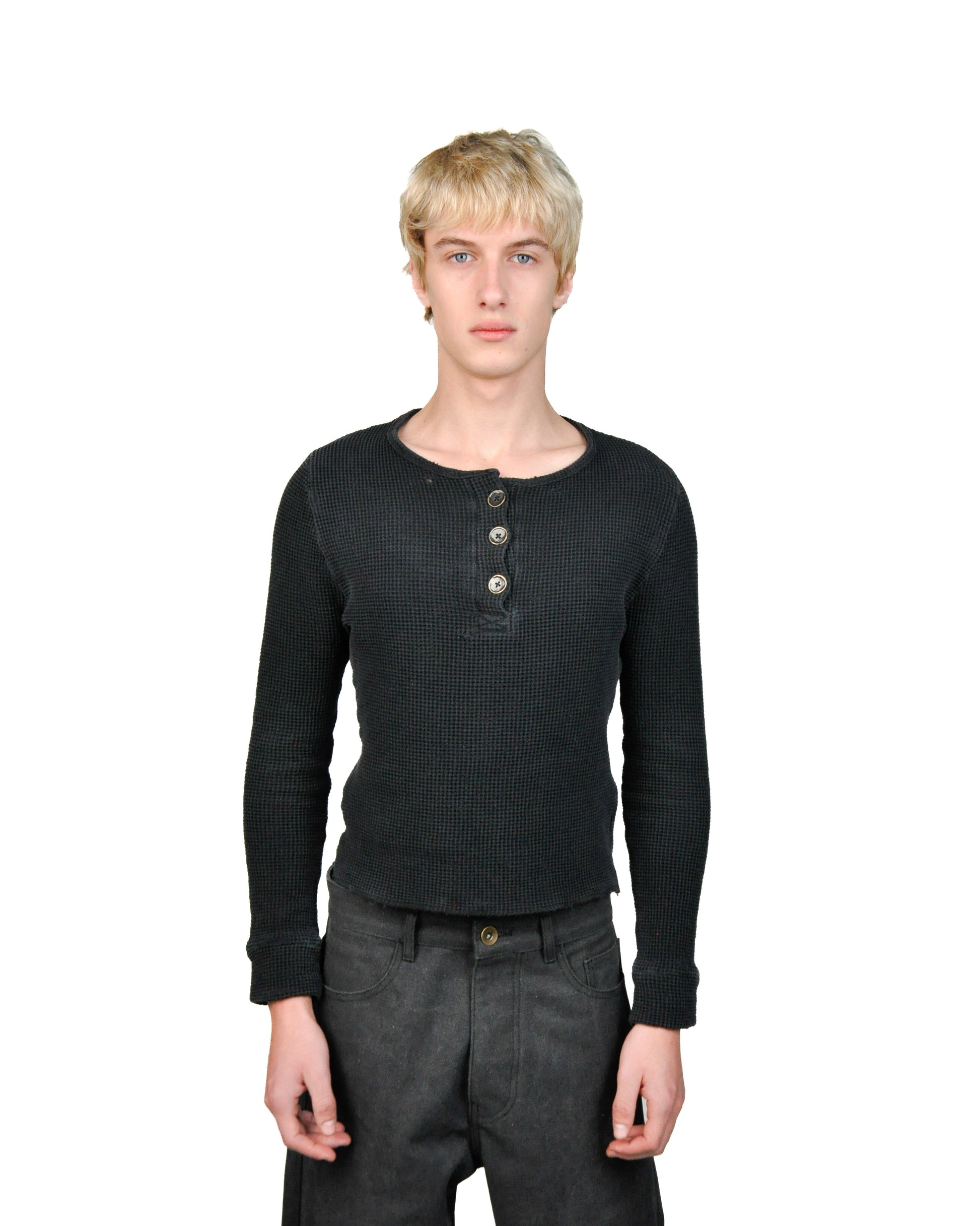 WAFFLE TEXTURED HENLEY