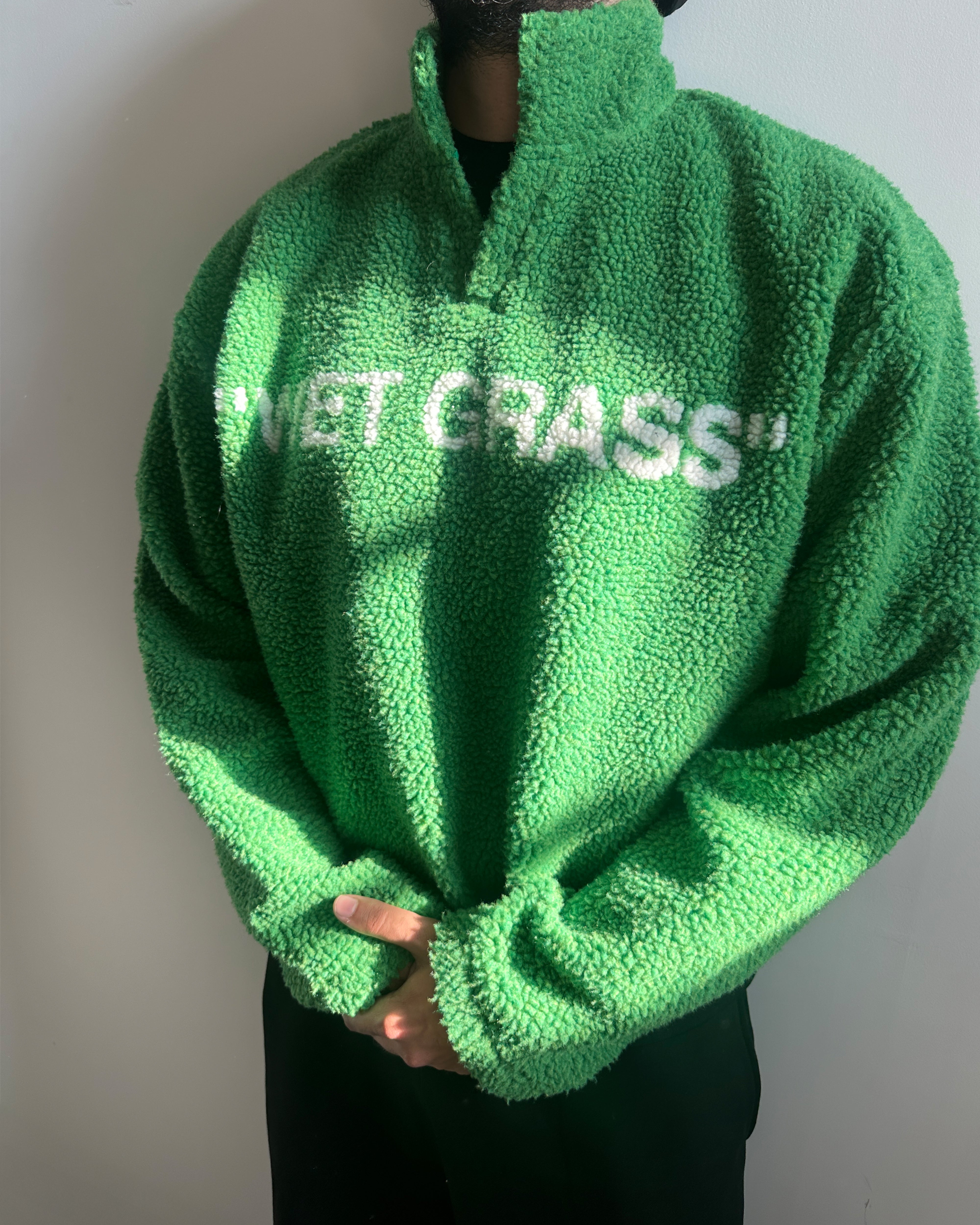 “WET GRASS” COZY SHERPA PULLOVER