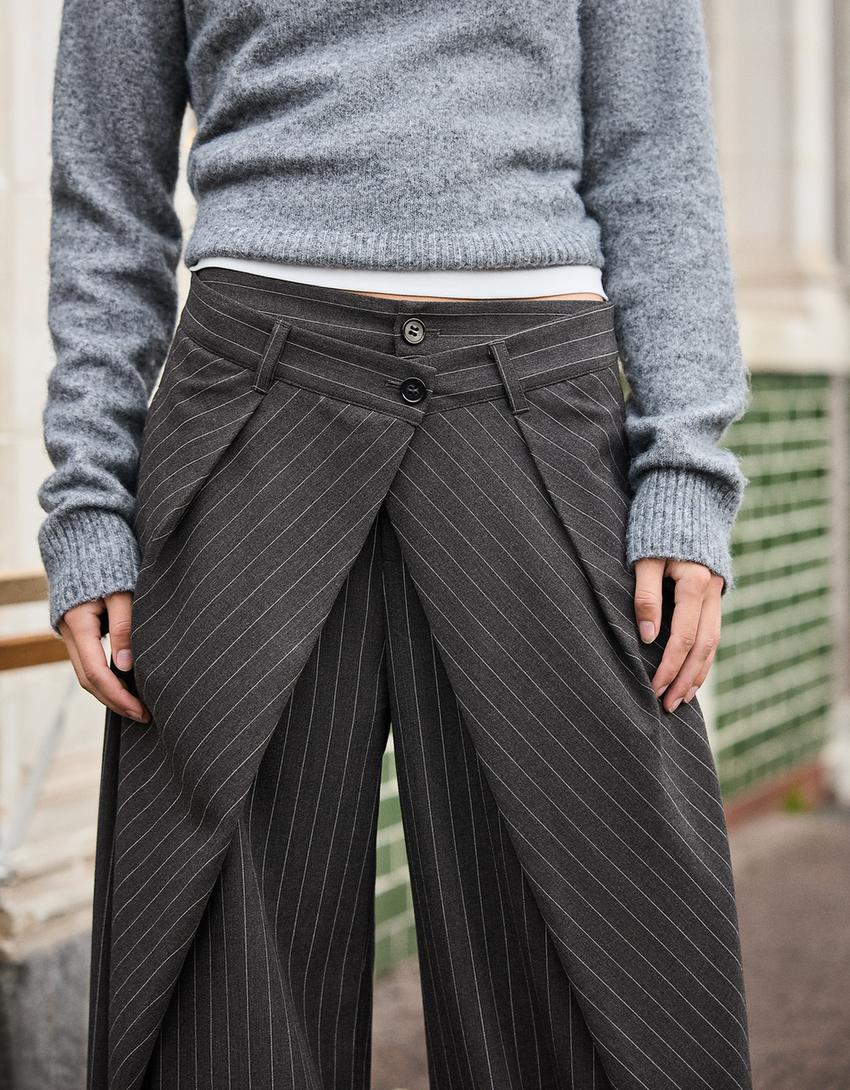 BARREL-SHAPED PLEATED PANTS