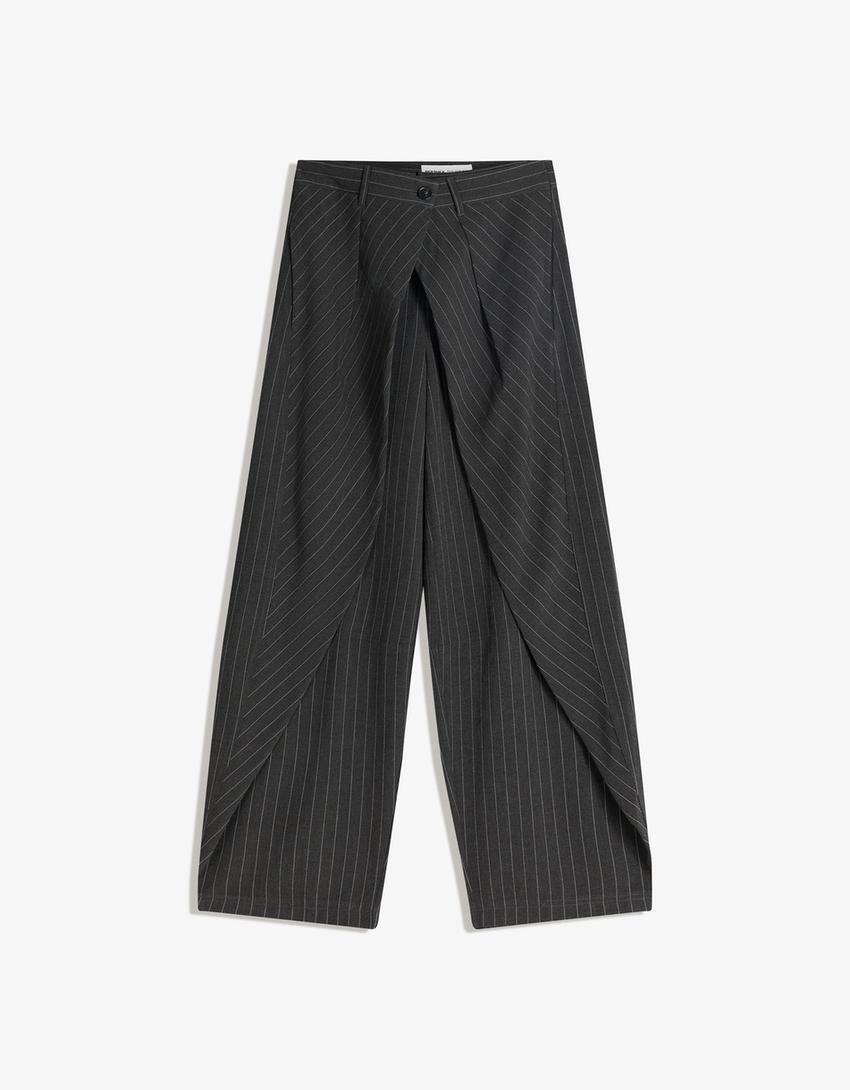 BARREL-SHAPED PLEATED PANTS
