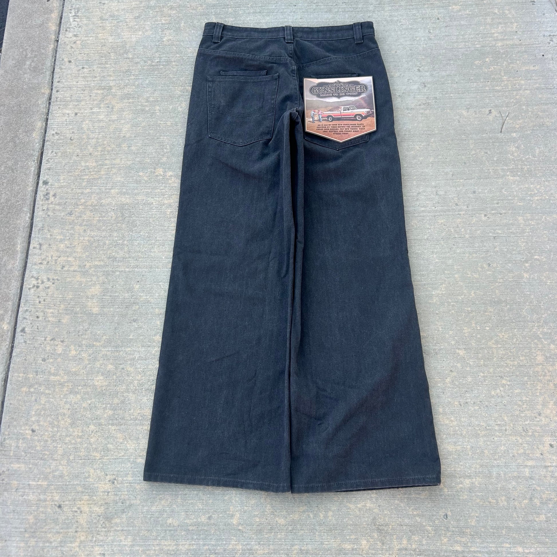 GUNSLINGER BISONS (BLACK)