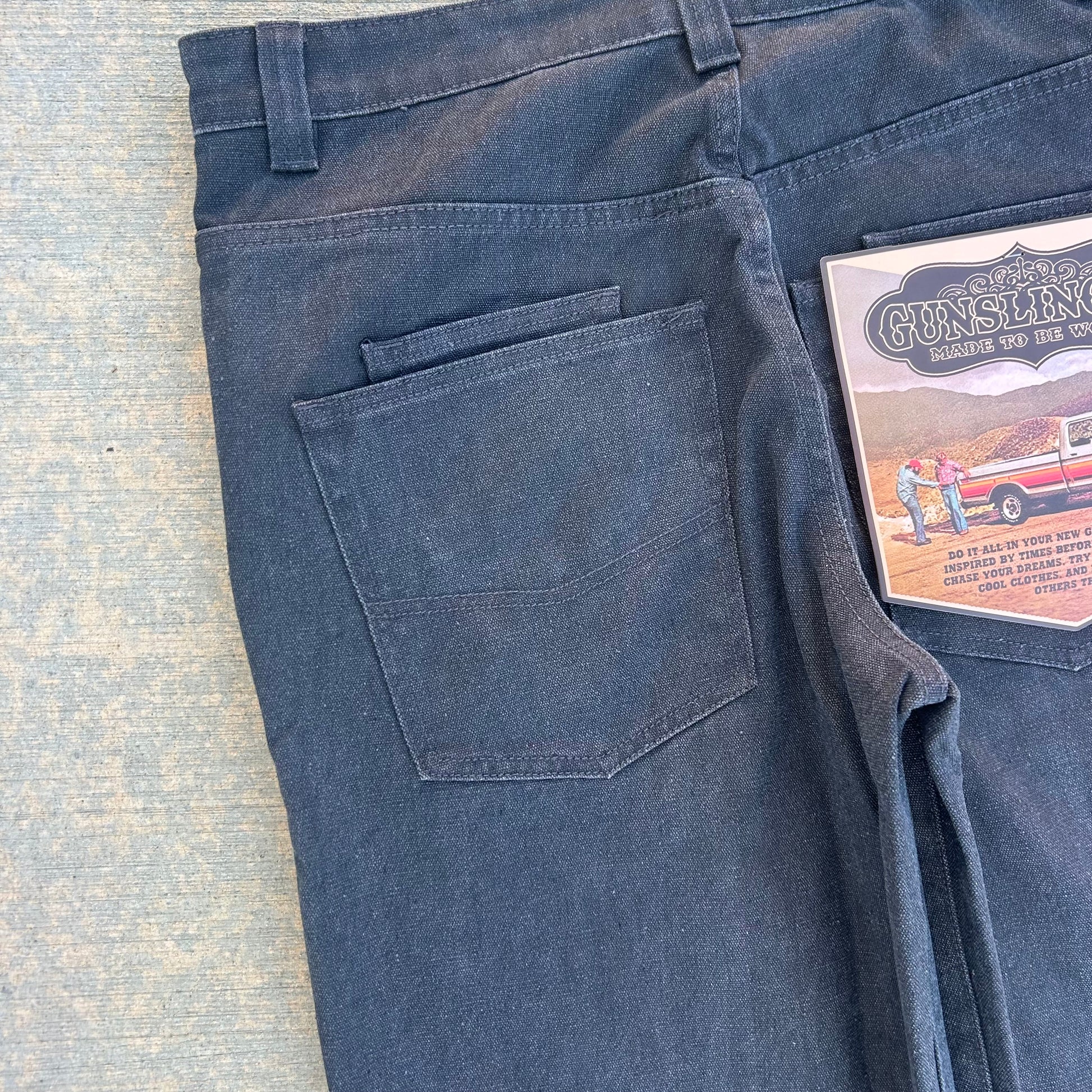 GUNSLINGER BISONS (BLACK)