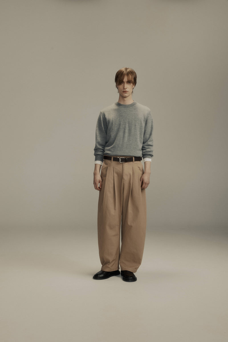 DART-KNEE PLEATED TROUSERS