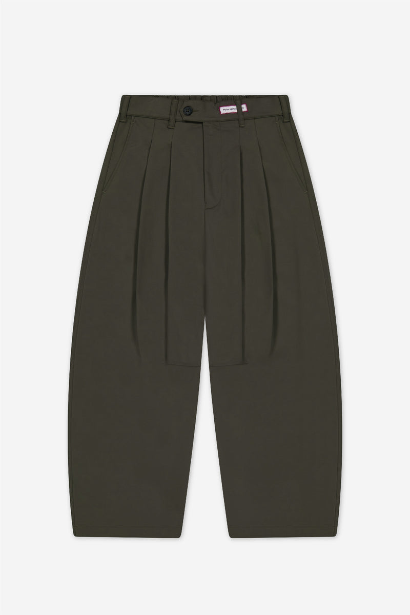 DART-KNEE PLEATED TROUSERS