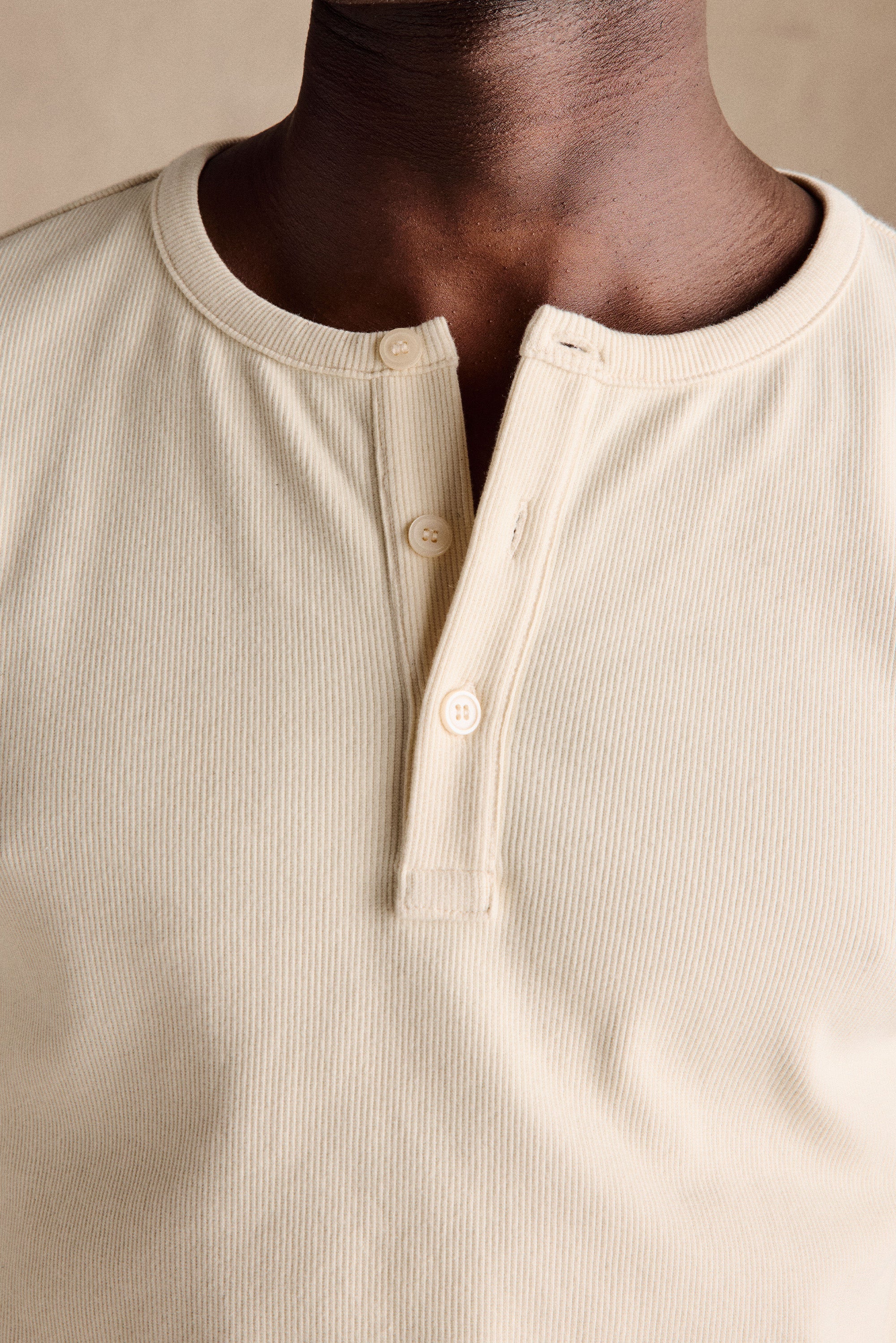 RIBBED HENLEY SHIRT