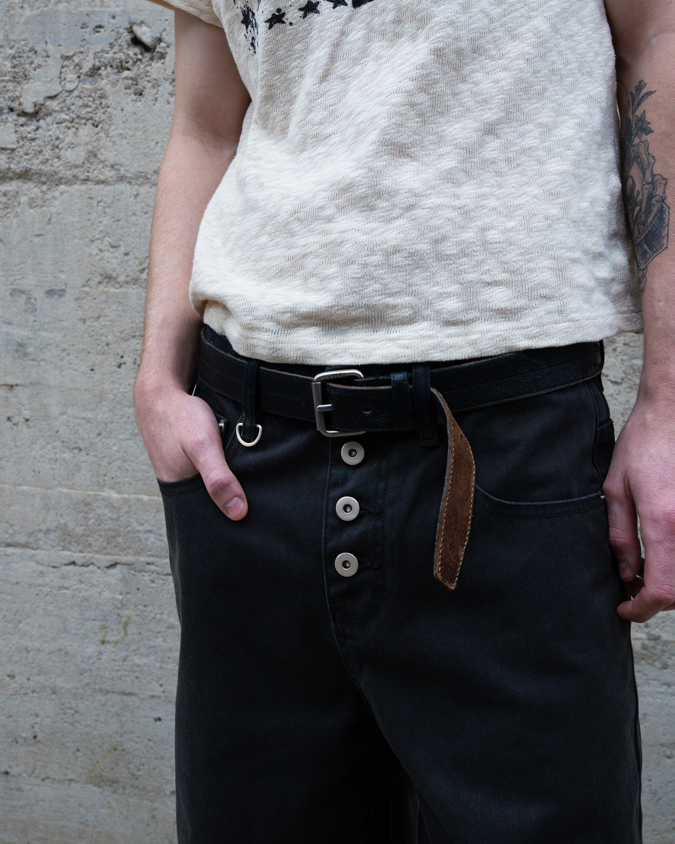 WASHED HERRINGBONE TWILL PANTS