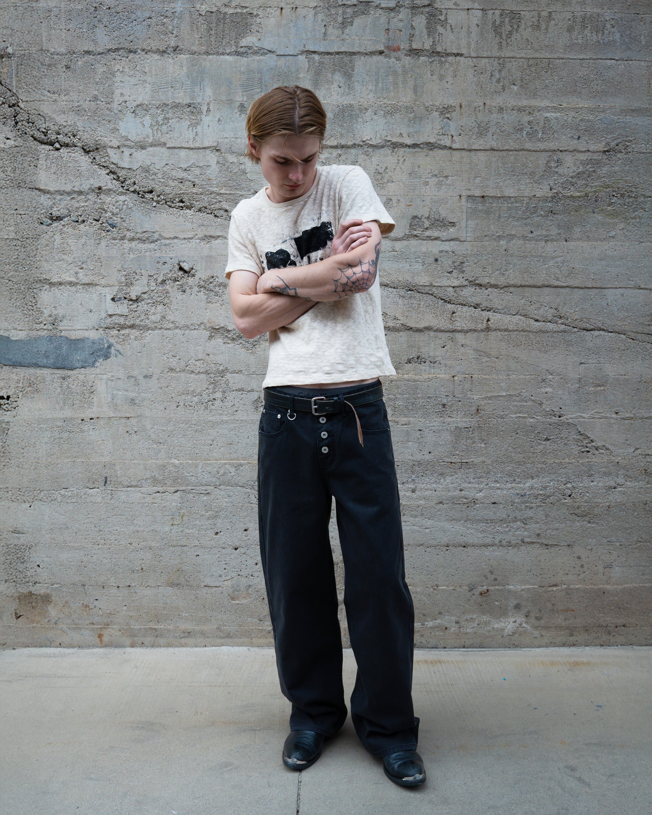 WASHED HERRINGBONE TWILL PANTS