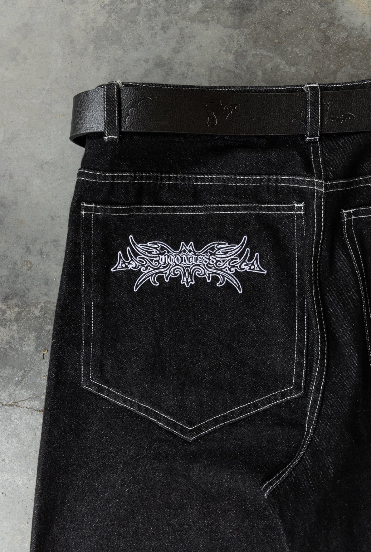 Raw Black Denim - Baggy Jeans