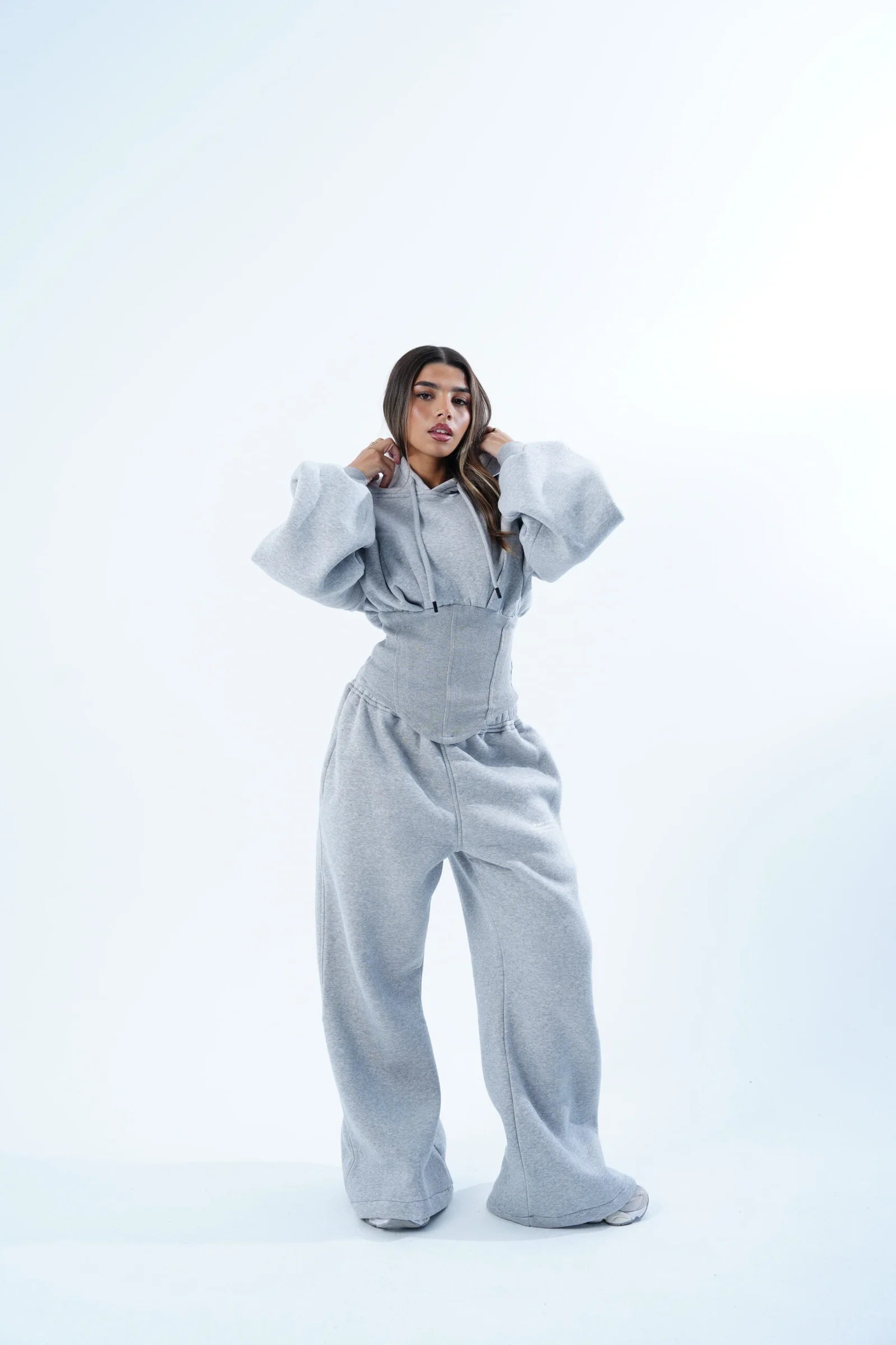 SHE'S SNATCHED HOODIE SUIT (BUY 2, FREE SHIPPING + GET 1 FREE)
