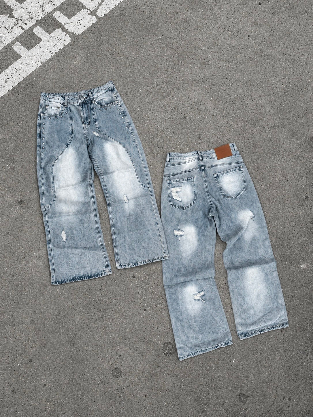 Distressed Washed Jeans