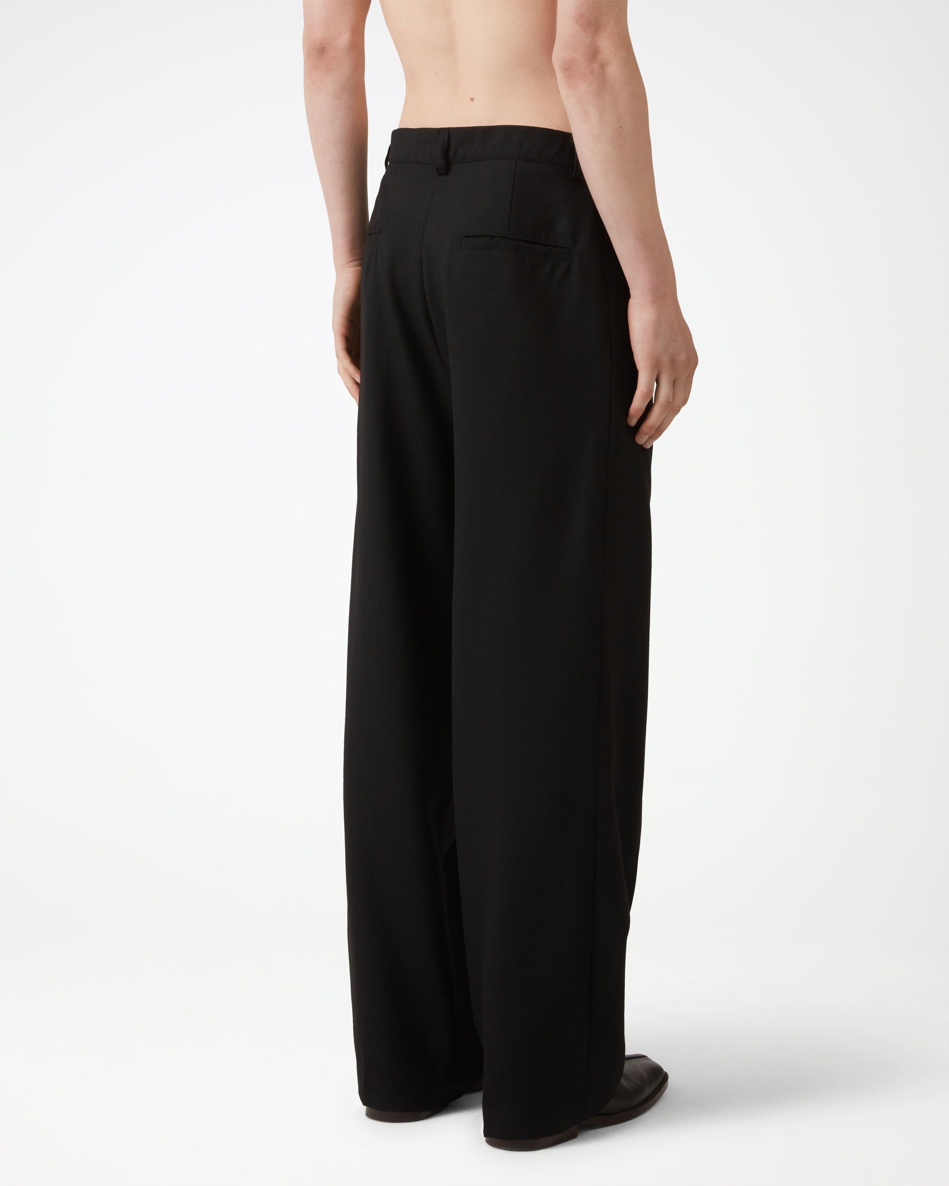 Black Pleated Trousers 