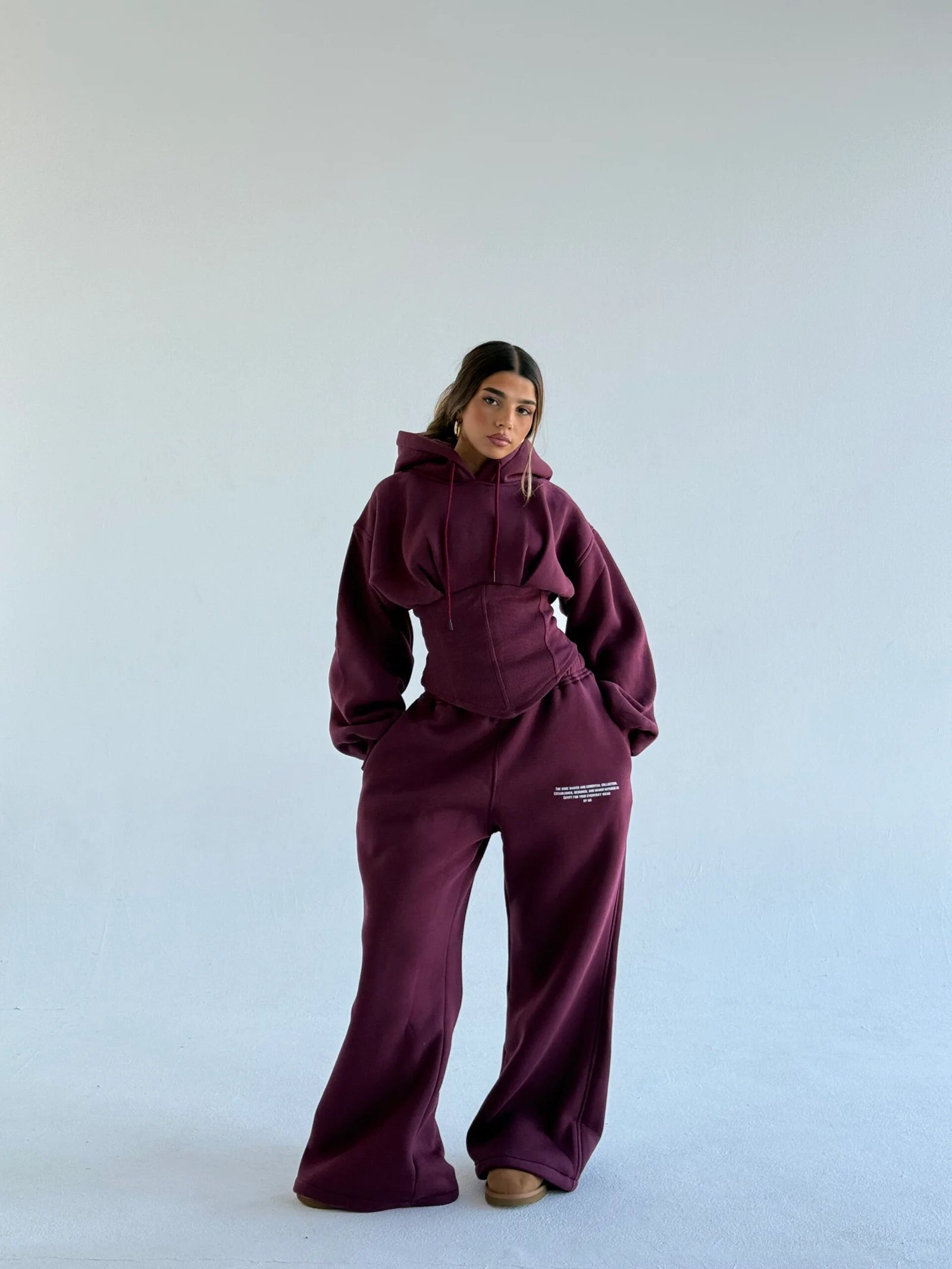 SHE'S SNATCHED HOODIE SUIT (BUY 2, FREE SHIPPING + GET 1 FREE)