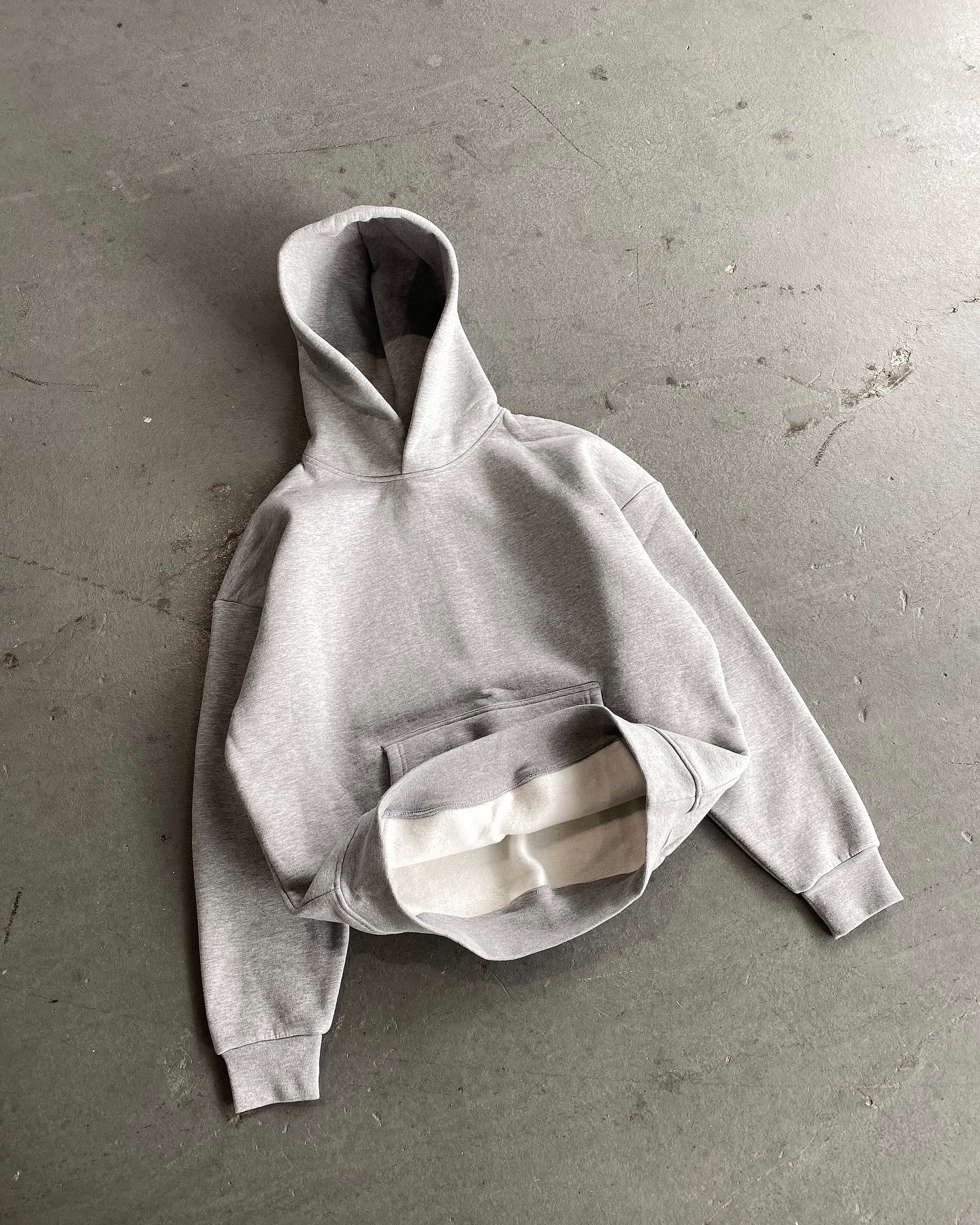 MONOCHROME COZY HOODIE