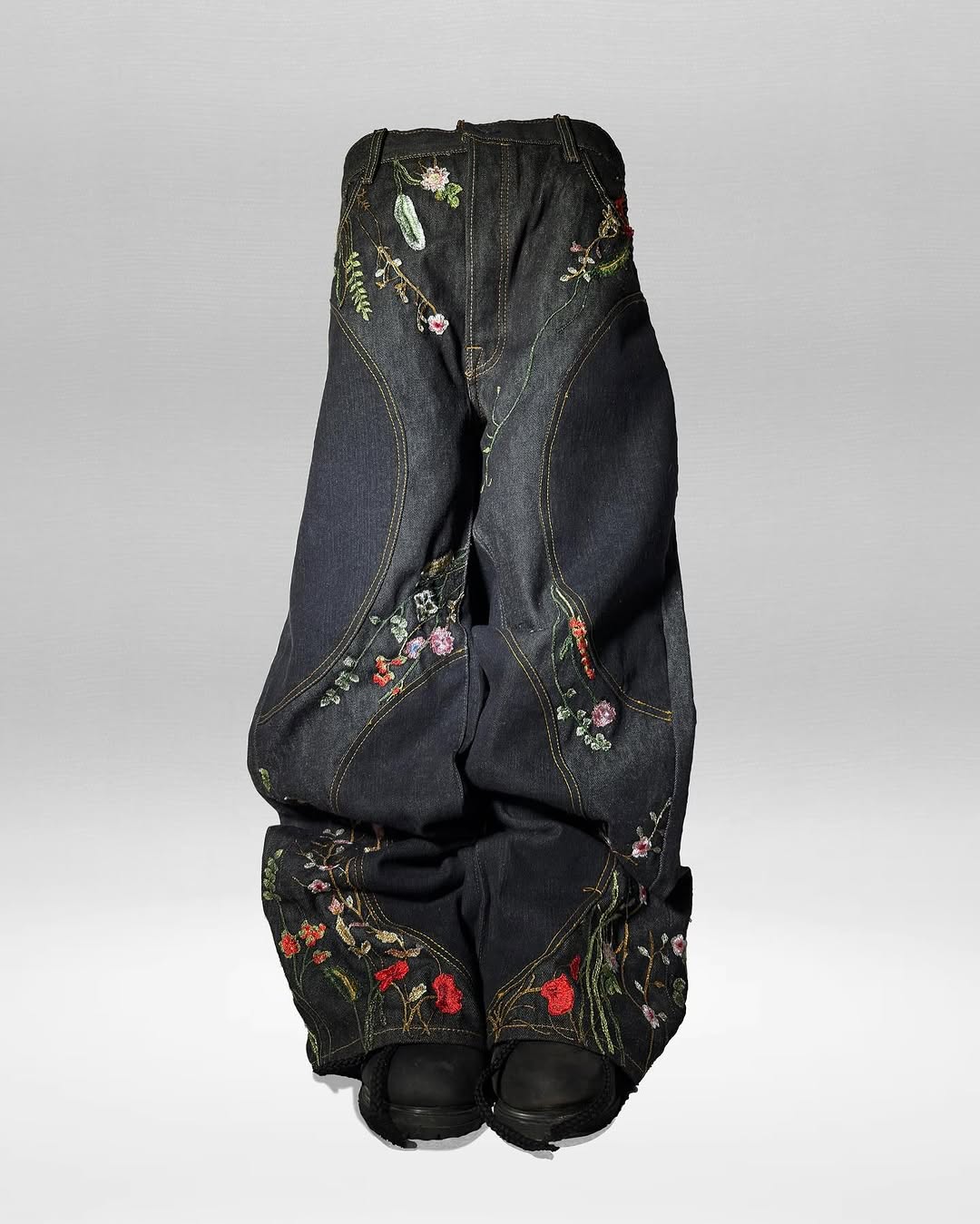 "FLORAL" BAGGY DENIM