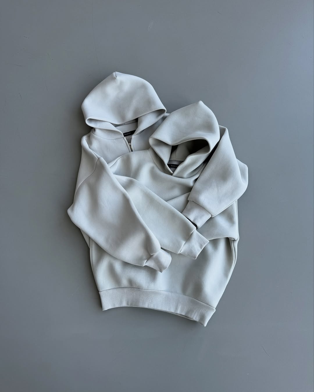 610 GSM MONOCHROME HOODIE