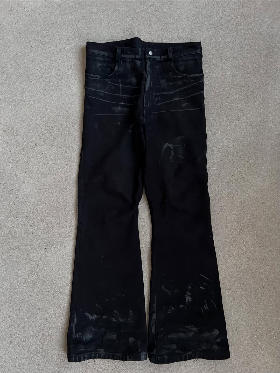 OIL STAIN DENIM