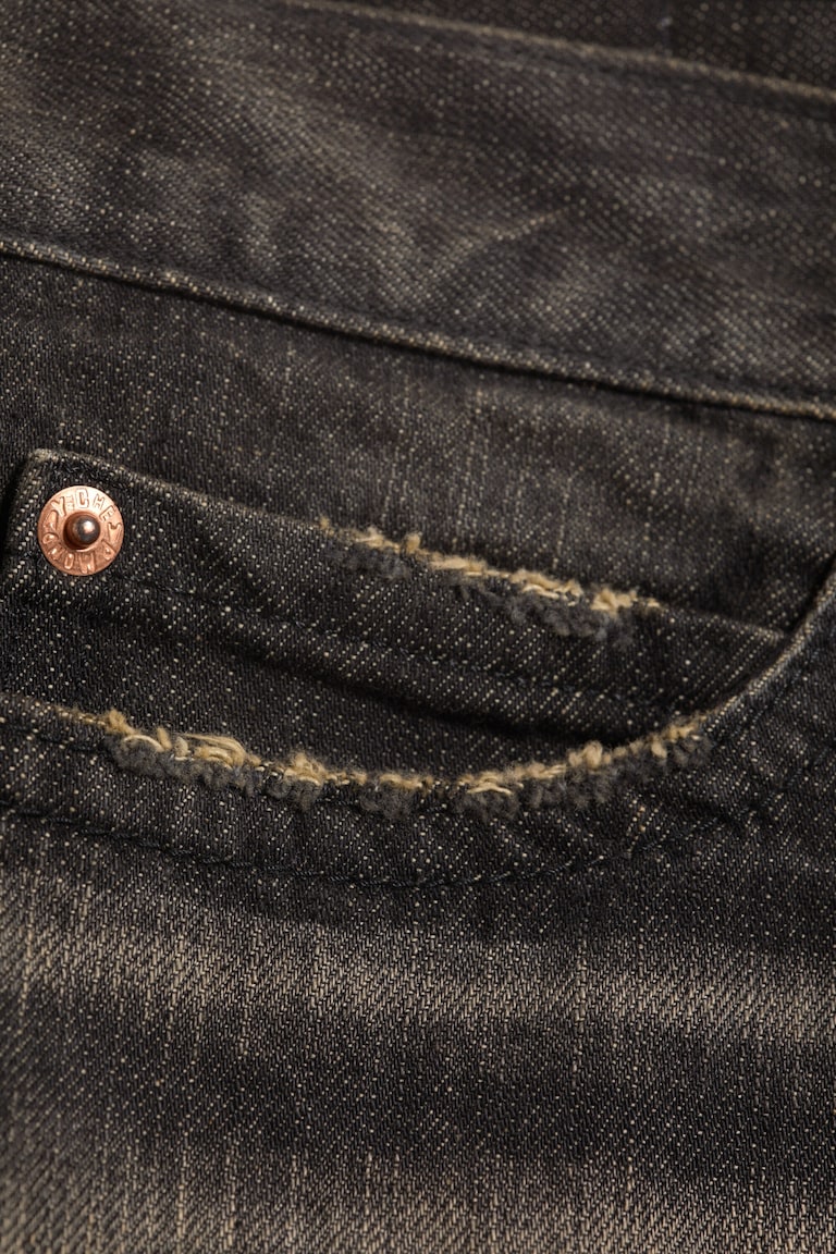 LOW RISE REGULAR BOOTCUT JEANS