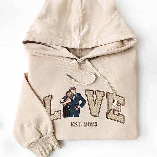 Personalized Embroidered Photo Couple LOVE Est Year Sweatshirt/Hoodie/T-shirt