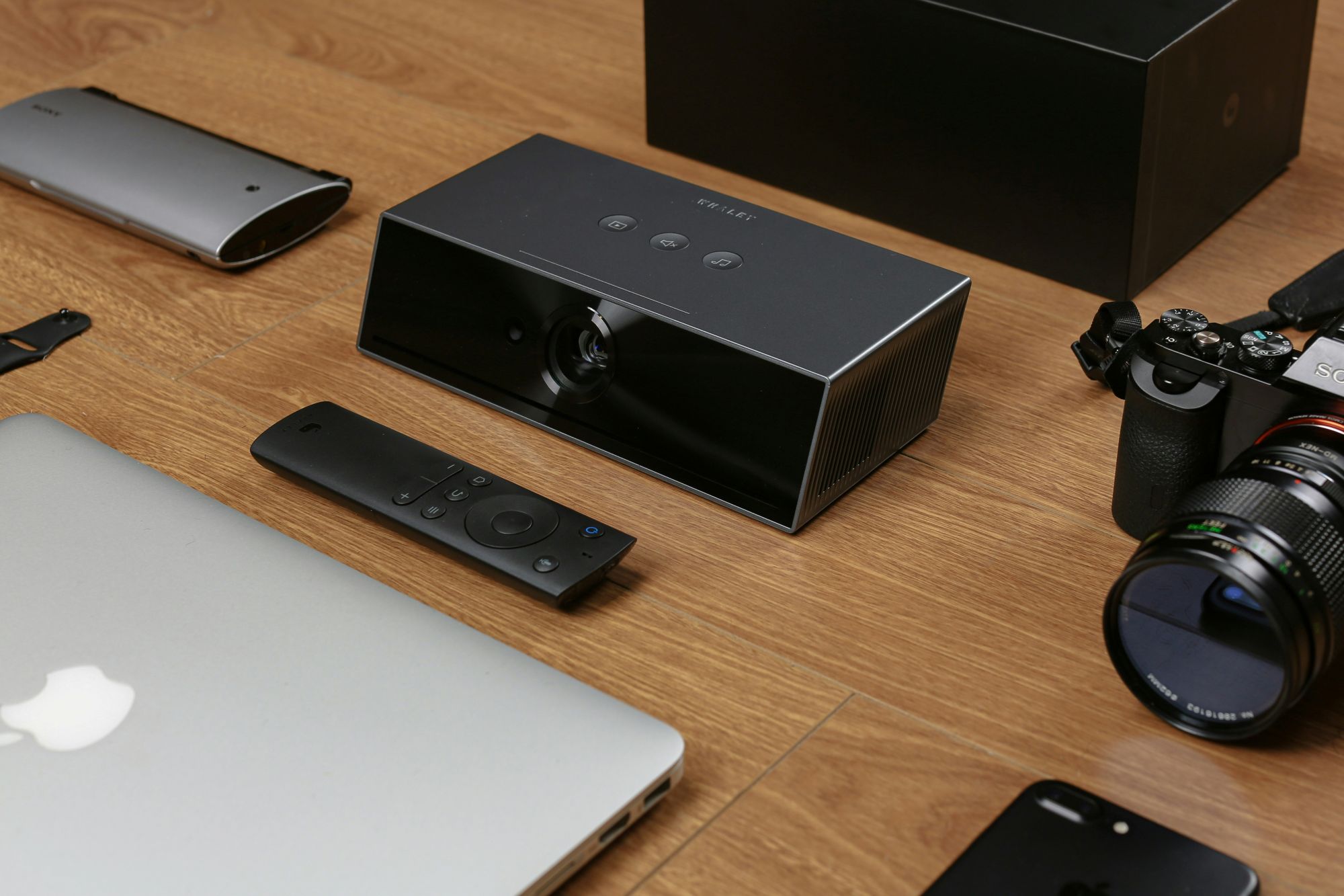 Electronics & Accessories