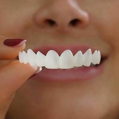 Veenora™ Clip-on Veneers